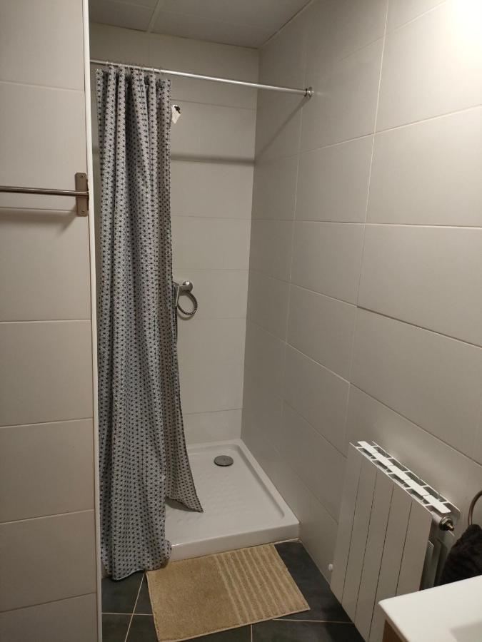 Apartamento Coqueto Ideal Parejas Bilbao Exterior photo